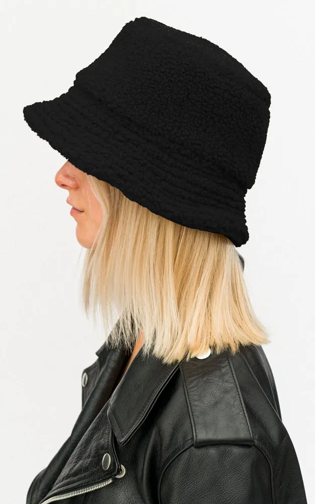 BHAT6058 Sherpa Fleece Cozy Hat