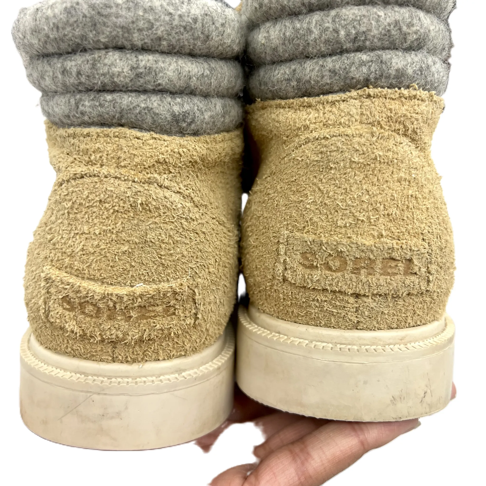 Boots Hiking By Sorel In Tan, Size: 8.5