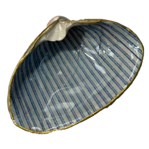 Decoupage Clam Shell