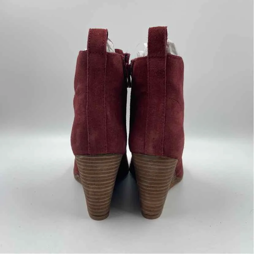 Diba Women's Shoe Size 7.5 maroon Solid Boots