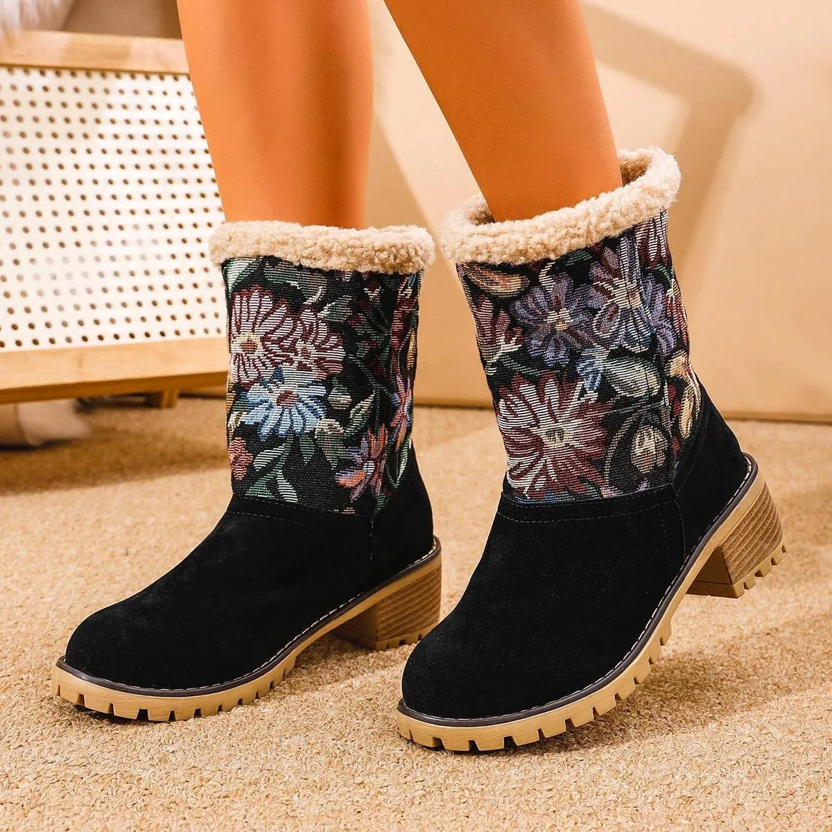 Floral Embroidered Winter Snow Boots – Ethnic Style with Warm Plush Lining