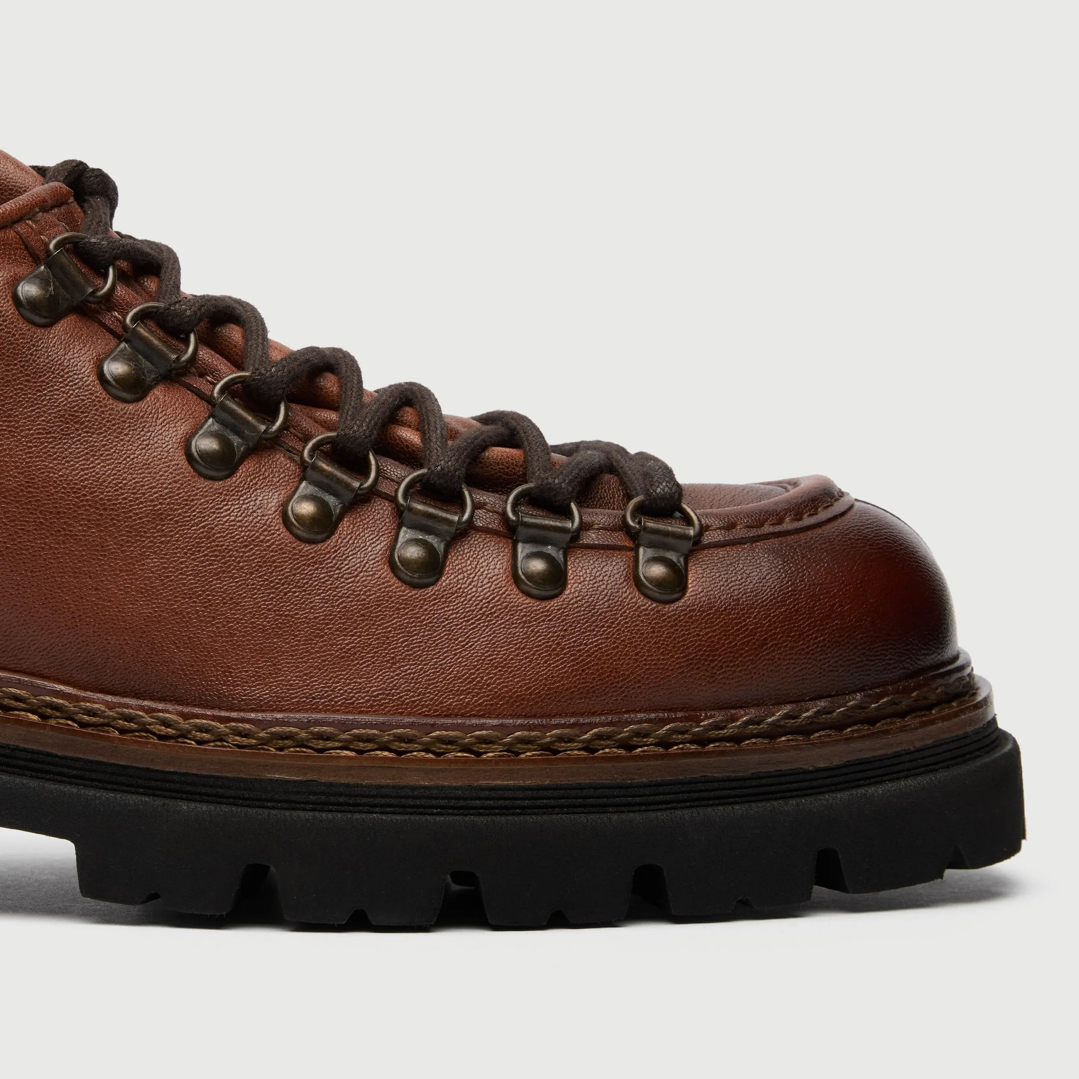 Hartford Hiking Shoe