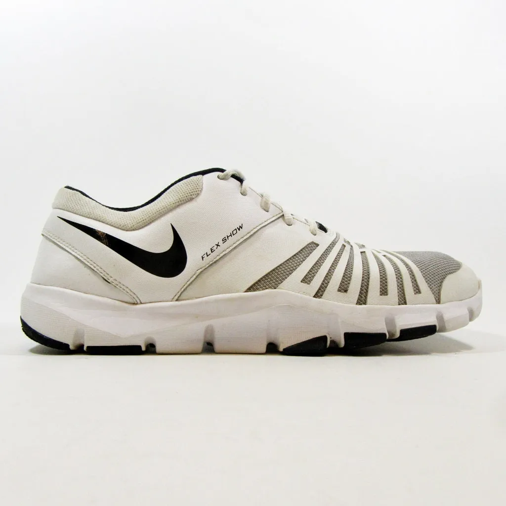 NIKE Flex Show