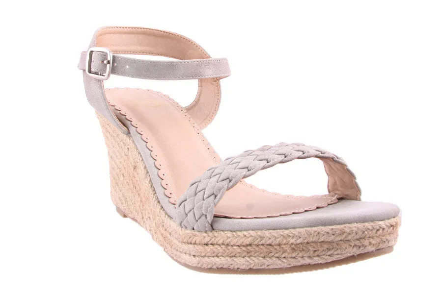 PLATTED LIGHT GREY