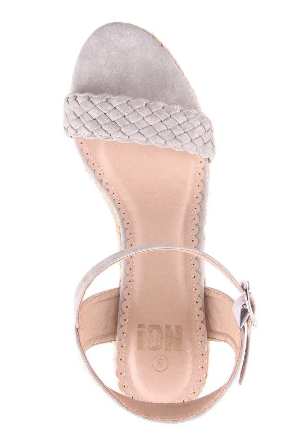 PLATTED LIGHT GREY