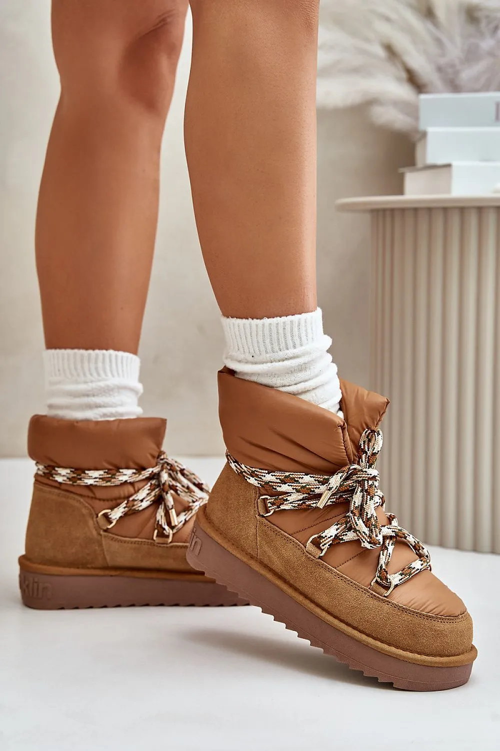 Snow Boots with Laces