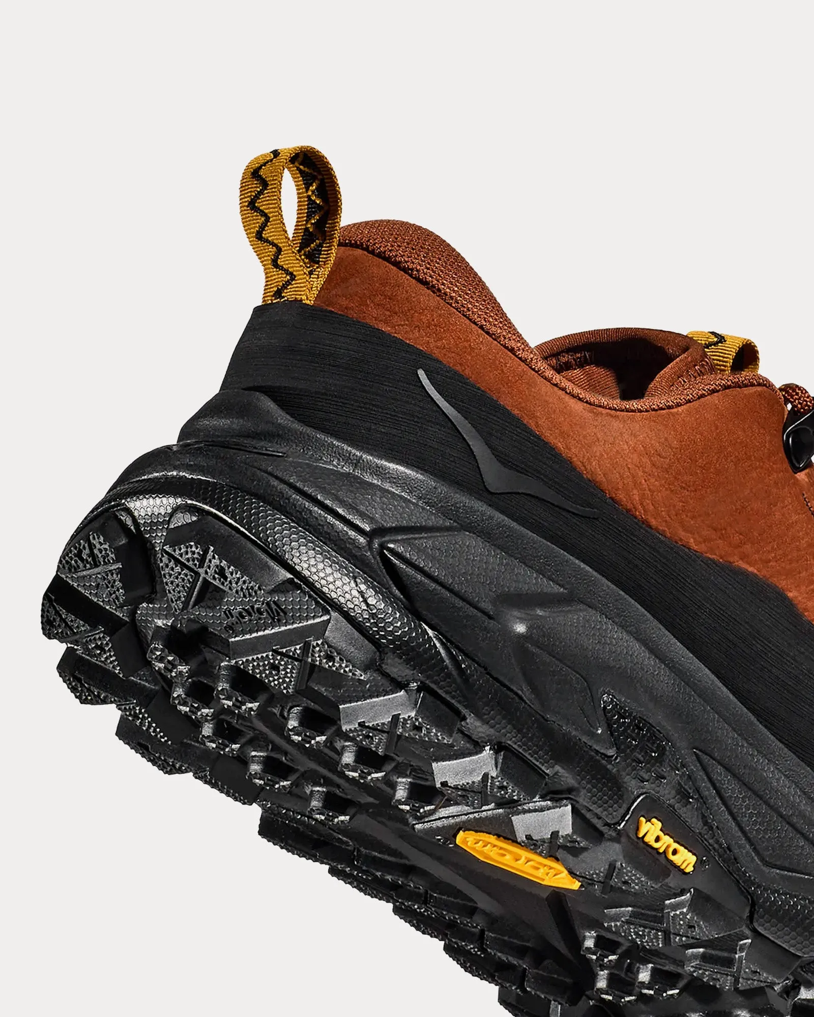 Tor Summit Hazelnut / Black Running Shoes