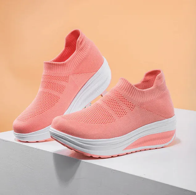 USS Shoes Aika Women's Platform Sneakers
