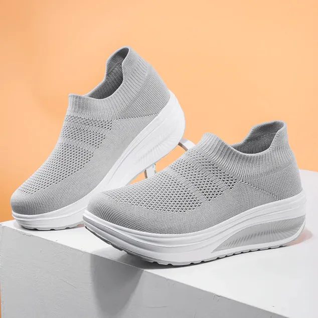 USS Shoes Aika Women's Platform Sneakers