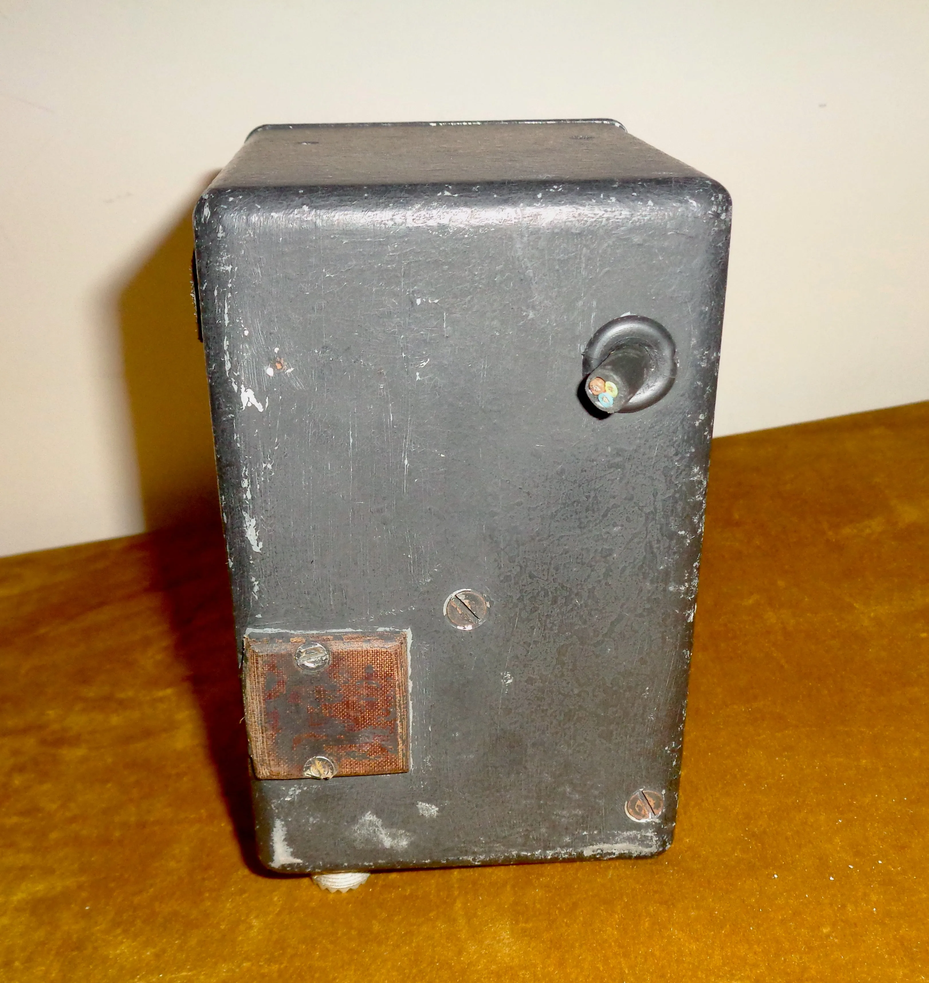 Vintage Attitude indicator Artificial Horizon Flight Instrument